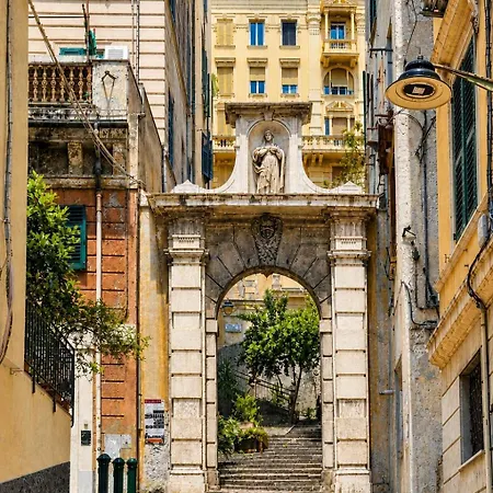 Al Truogolo Iii Oltre L'arco In Salita Apartamento Génova